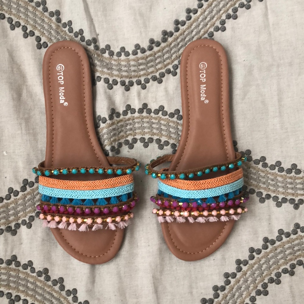 Like new Top Moda sandals 8.5